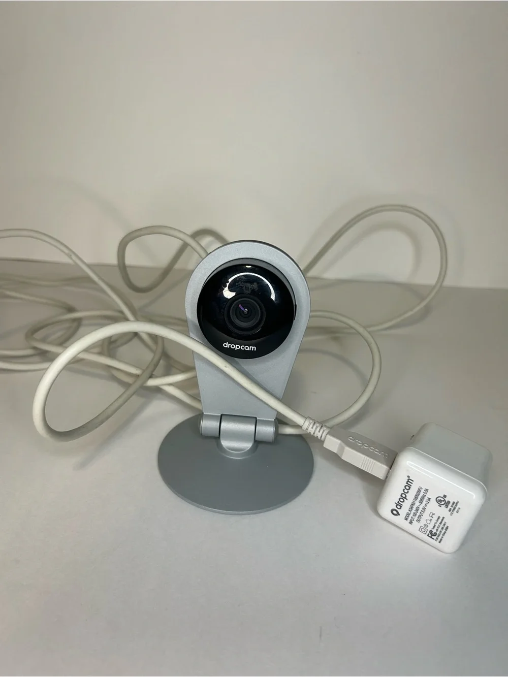 Dropcam Indoor Wi-Fi Security Camera w/ Power Cable – Powers On